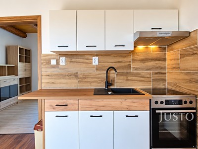 Pronájem bytu 2+kk, 40 m² (2 z 28)