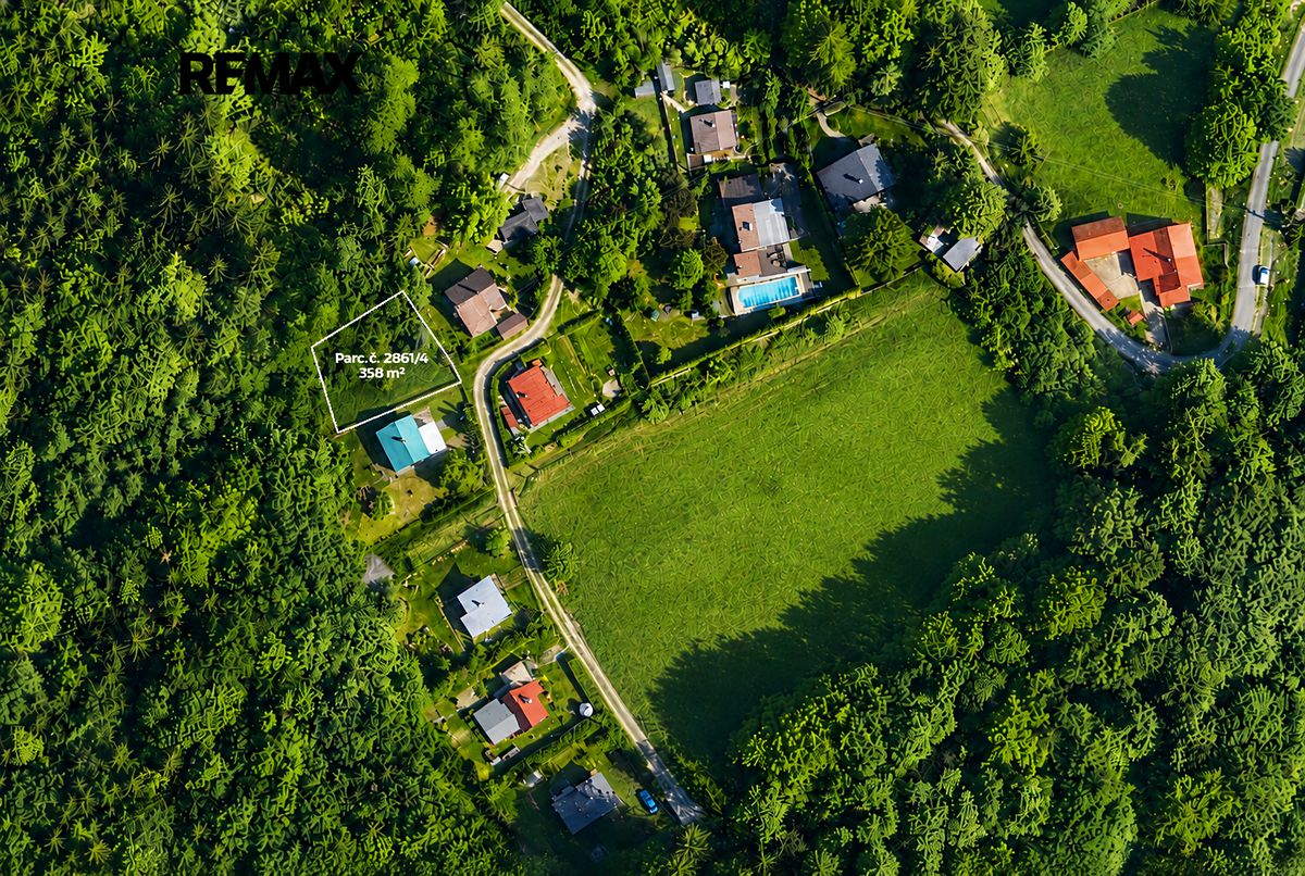 Pronájem zahrady 358 m² – fotografie 2