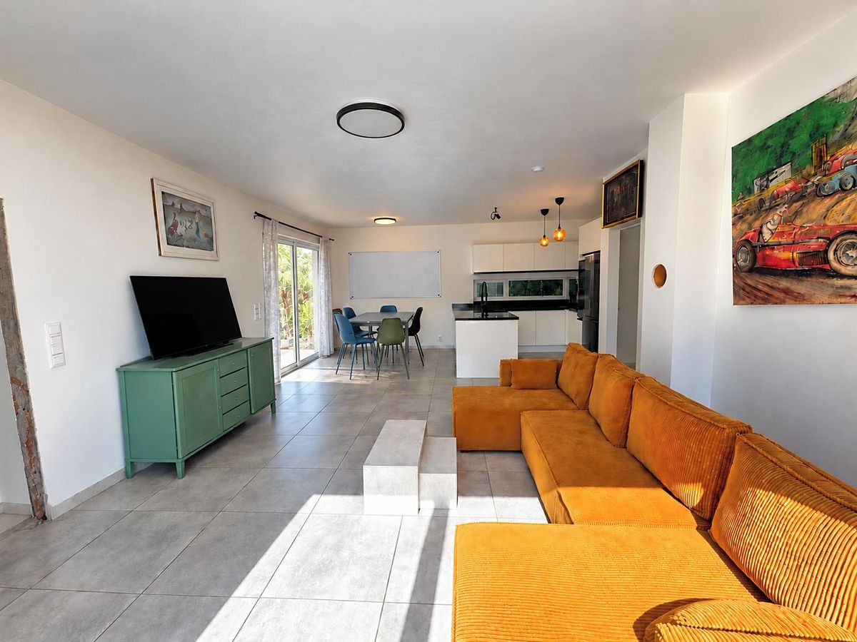 Prodej rodinného domu 135 m², pozemek 1700 m² – fotografie 3