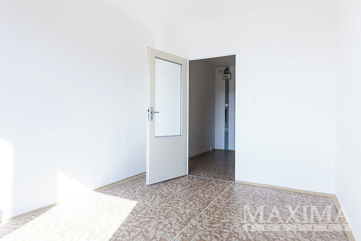 Pronájem bytu 2+kk 46 m² – fotografie 3