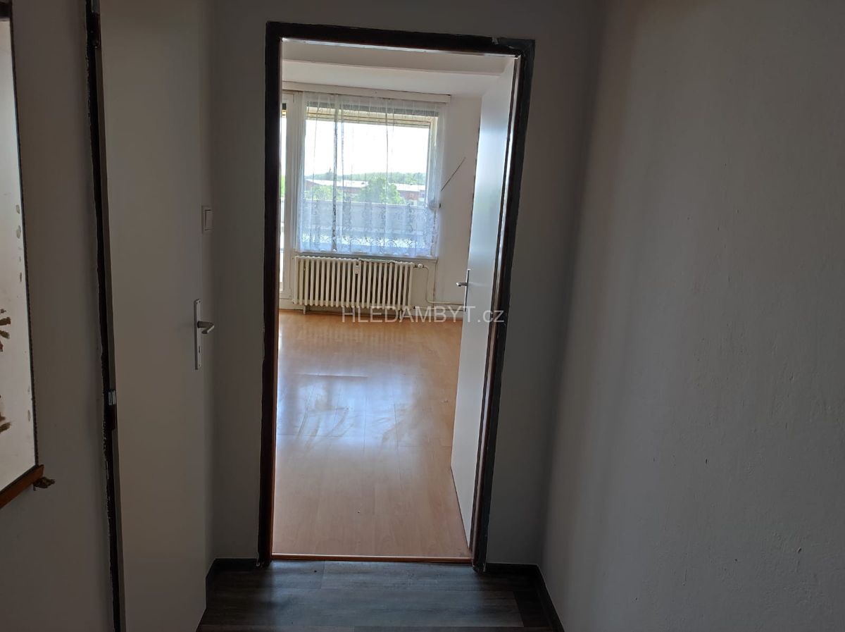 Pronájem bytu 1+kk 40 m² – fotografie 3