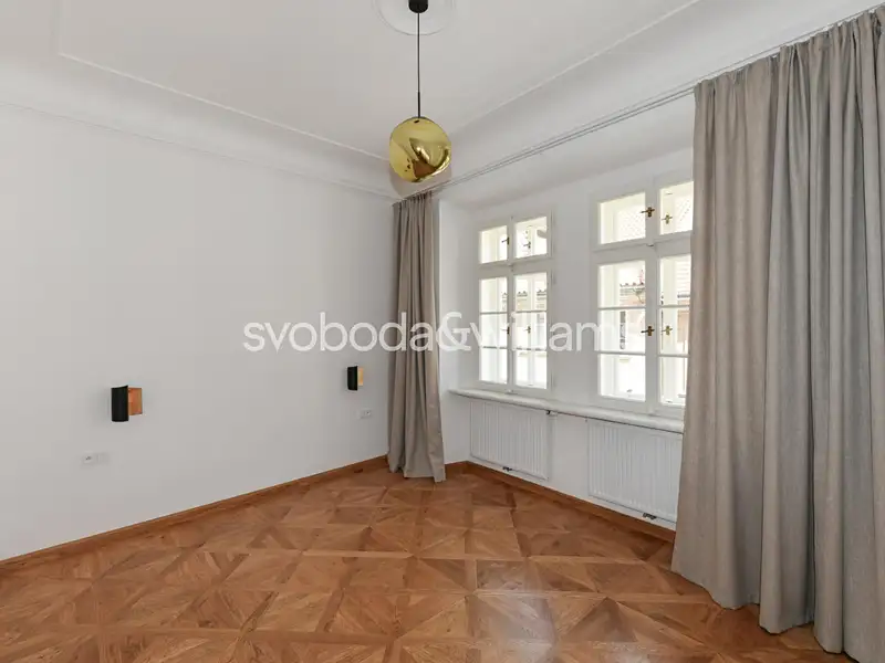 Pronájem bytu 2+kk 55 m², Praha – náhled fotky 2