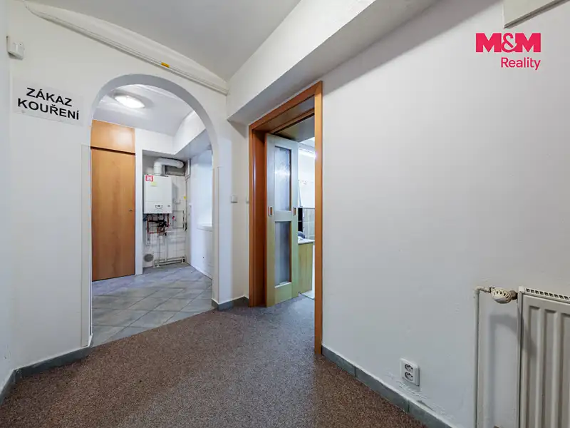Prodej obchodního prostoru 57 m², Karlovy Vary – náhled fotky 3