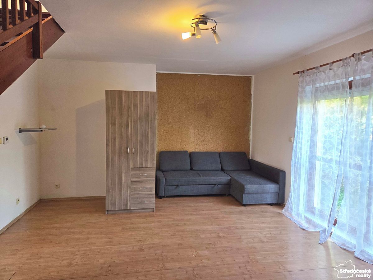 Pronájem rodinného domu 160 m², pozemek 180 m² – fotografie 5