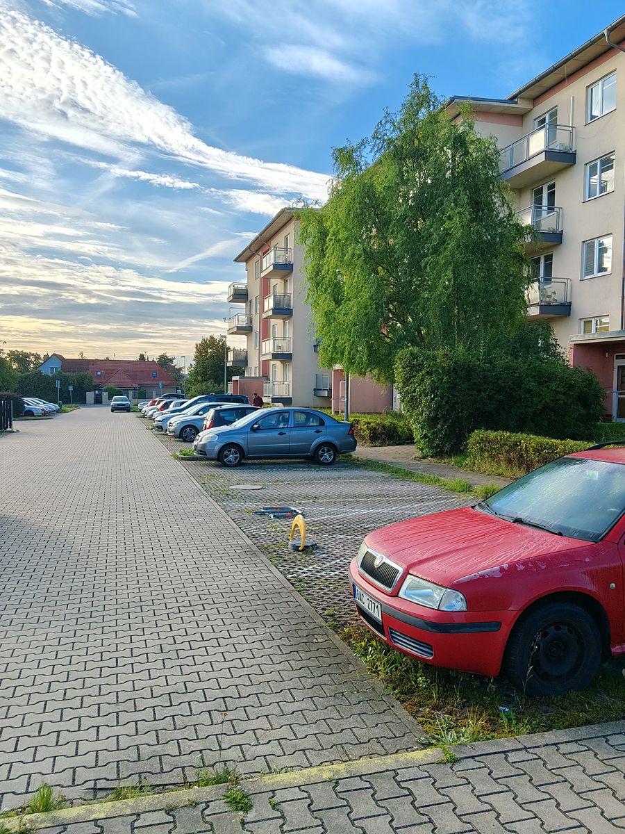 Prodej garážového stání 12 m² – fotografie 3