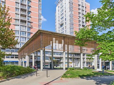 Pronájem kanceláře 194 m²