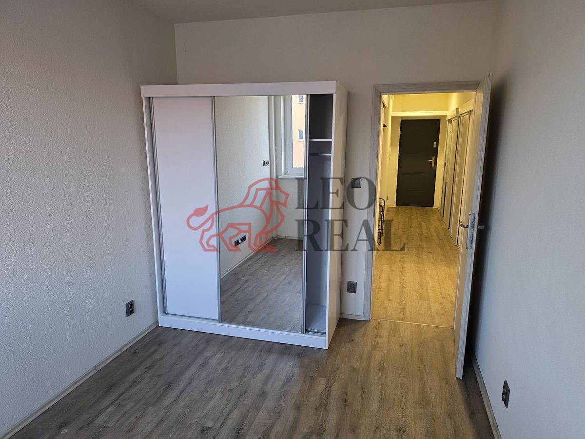Pronájem bytu 2+kk 55 m² – fotografie 5
