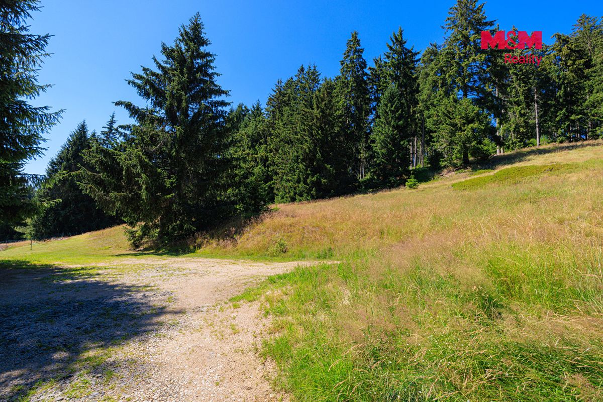 Prodej stavebního pozemku 776 m² – fotografie 2