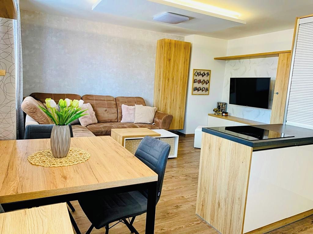 Pronájem bytu 2+kk 57 m²
