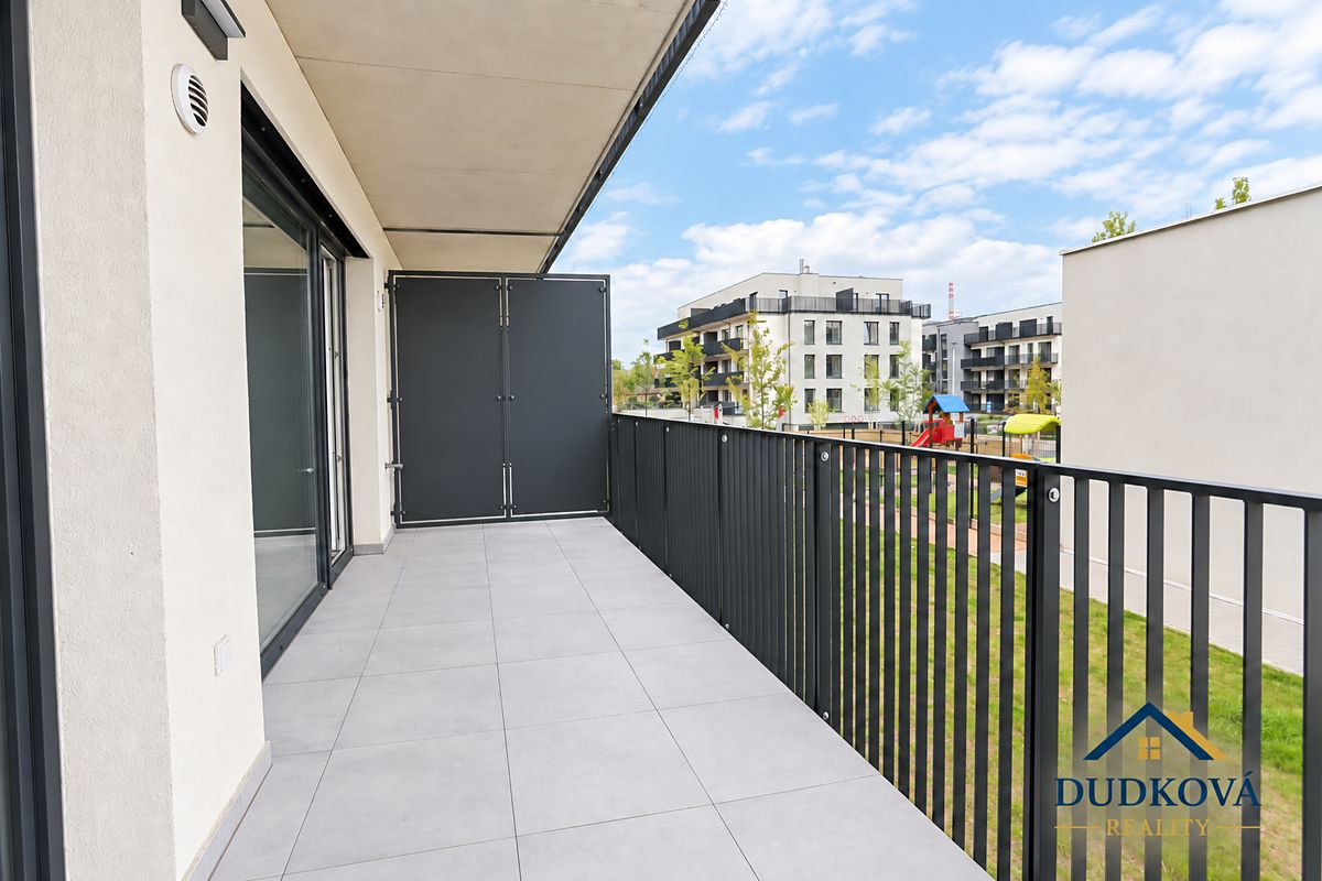 Pronájem bytu 2+kk 56 m² – fotografie 2