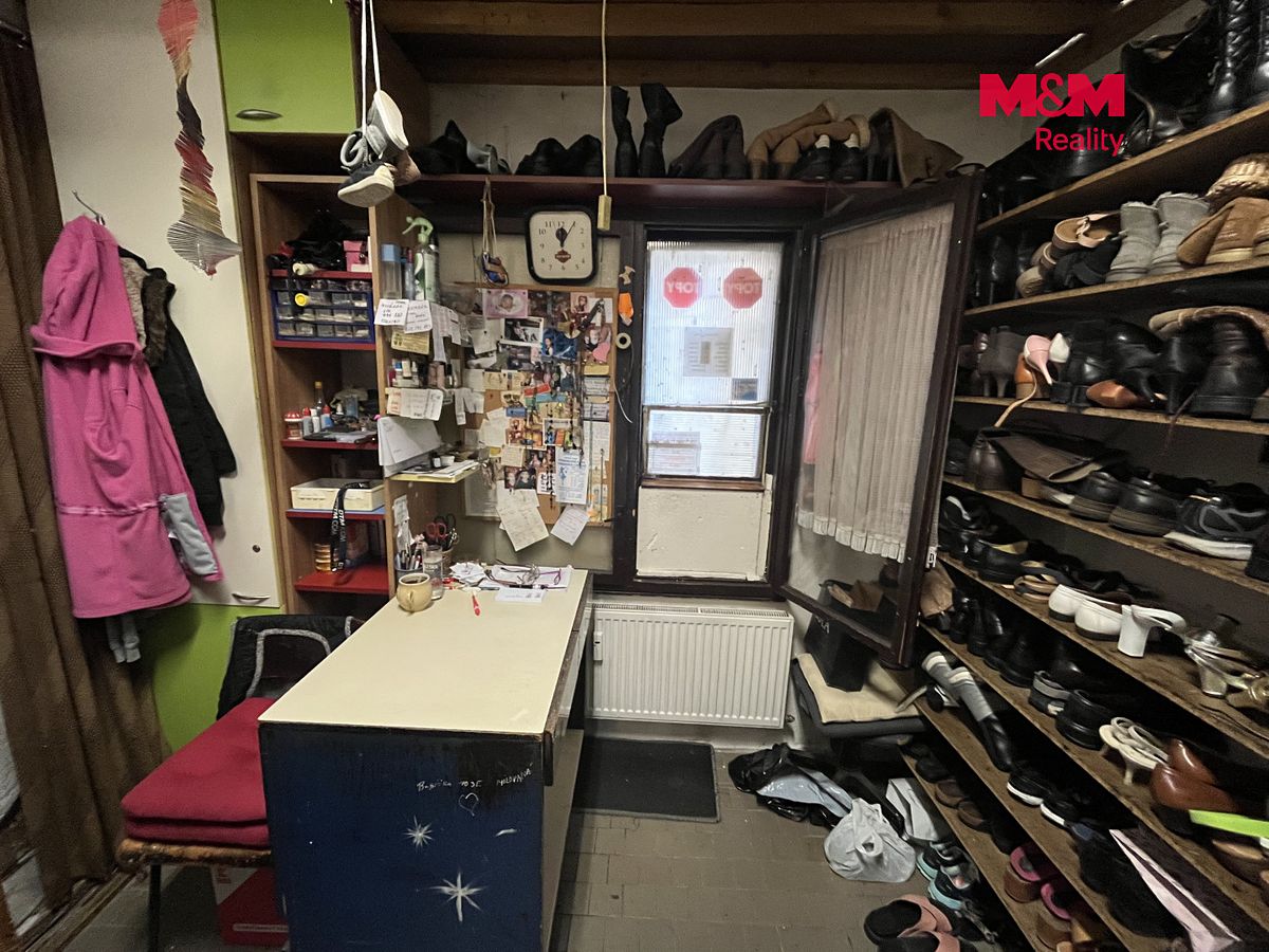 Pronájem obchodního prostoru 21 m² – fotografie 4
