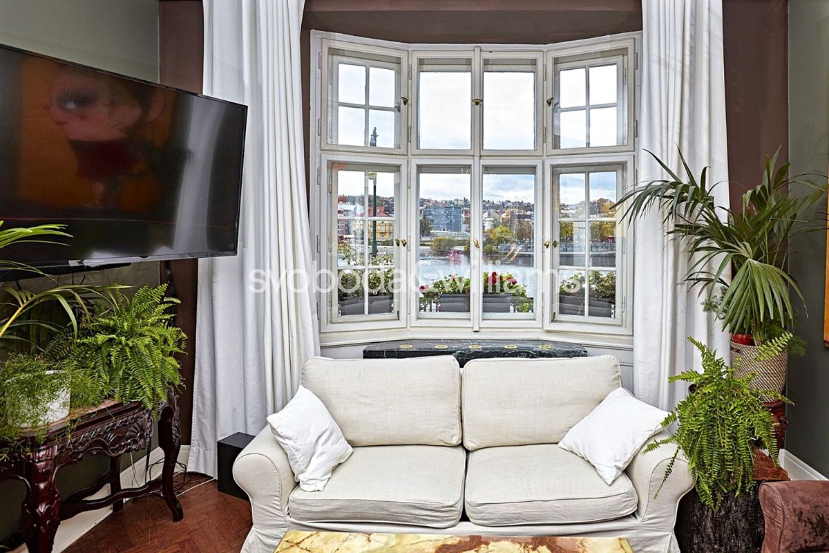 Pronájem bytu 4+1 152 m² – fotografie 2