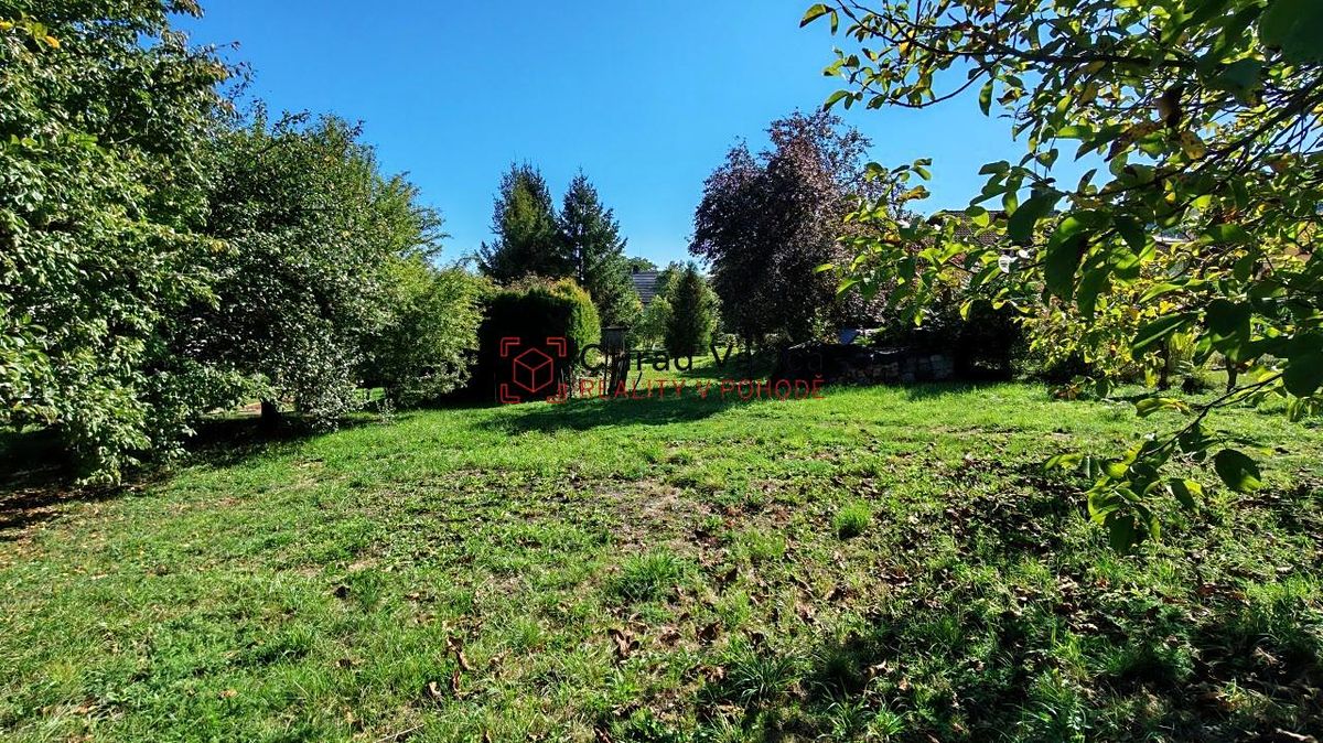 Prodej stavebního pozemku 2200 m²
