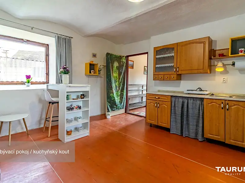 Prodej rodinného domu 41 m², pozemek 350 m², Kolinec – náhled fotky 1
