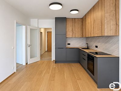 Pronájem bytu 2+kk 61 m²
