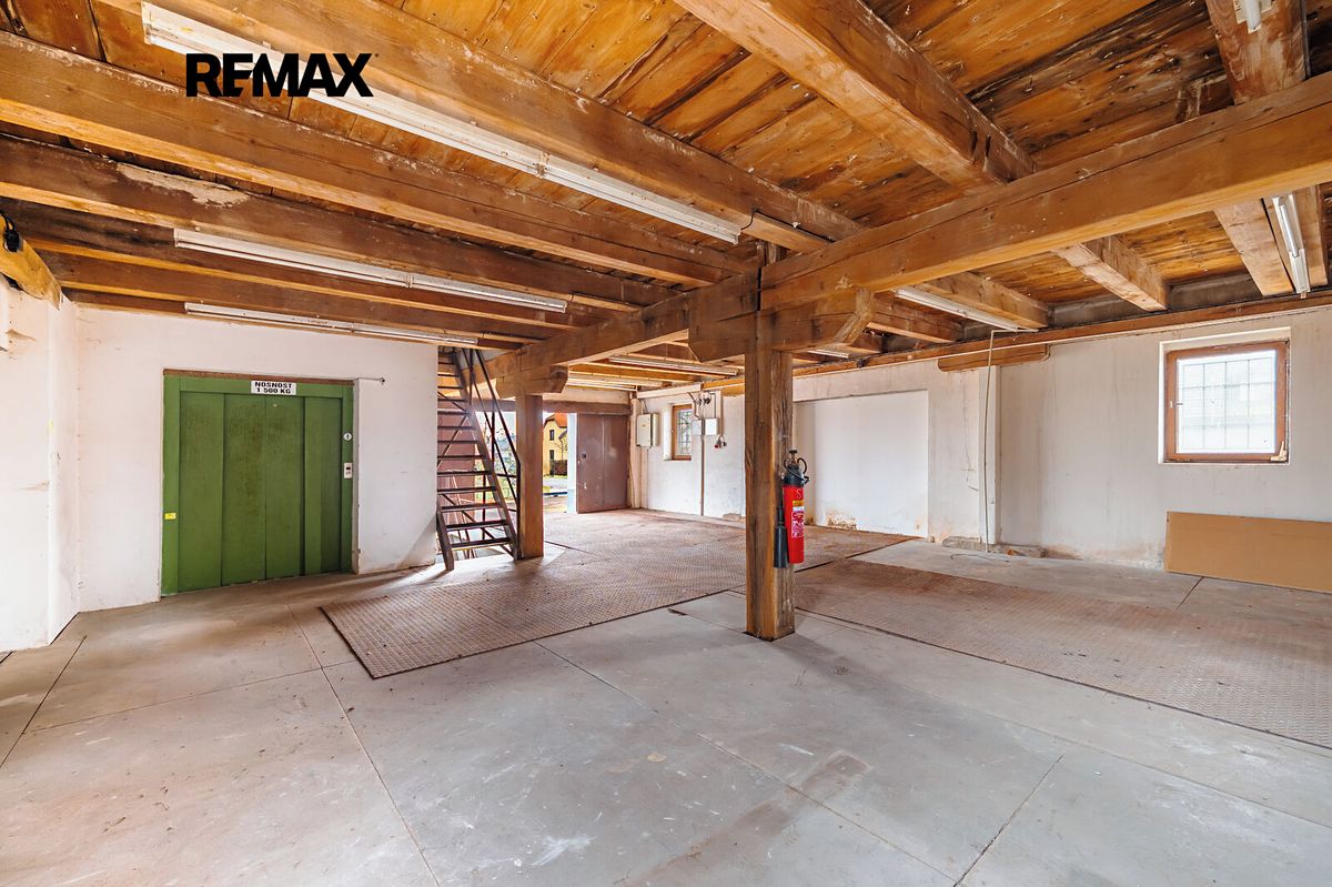 Prodej skladového prostoru 537 m² – fotografie 4