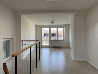 Квартира 2+kk в оренду, 64 м² (2 з 17)
