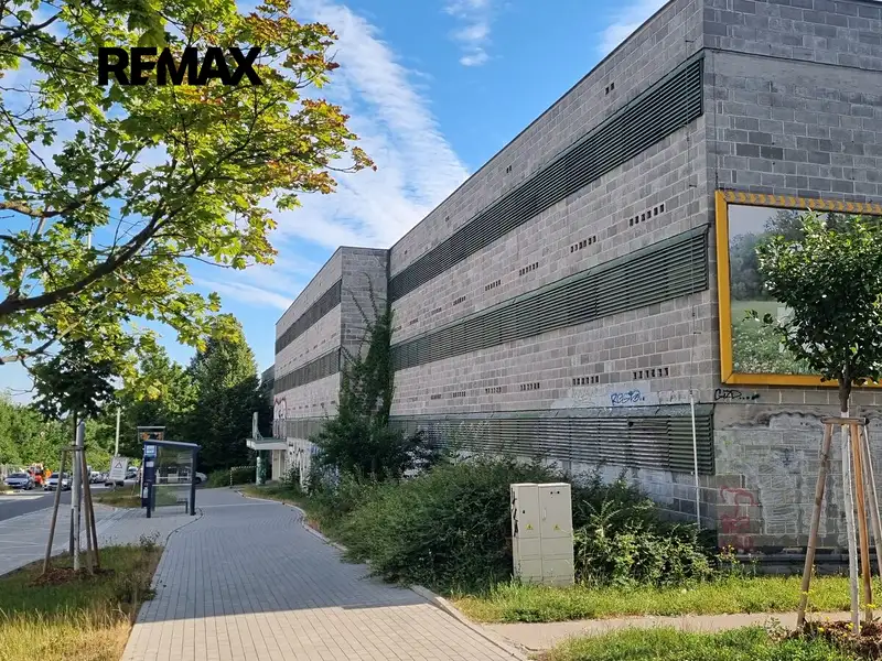 Prodej garáže 14 m², Olomouc – náhled fotky 1