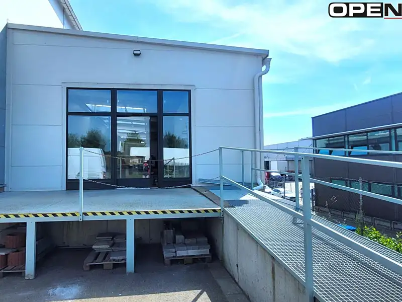 Pronájem skladového prostoru 277 m², Modřice – náhled fotky 1