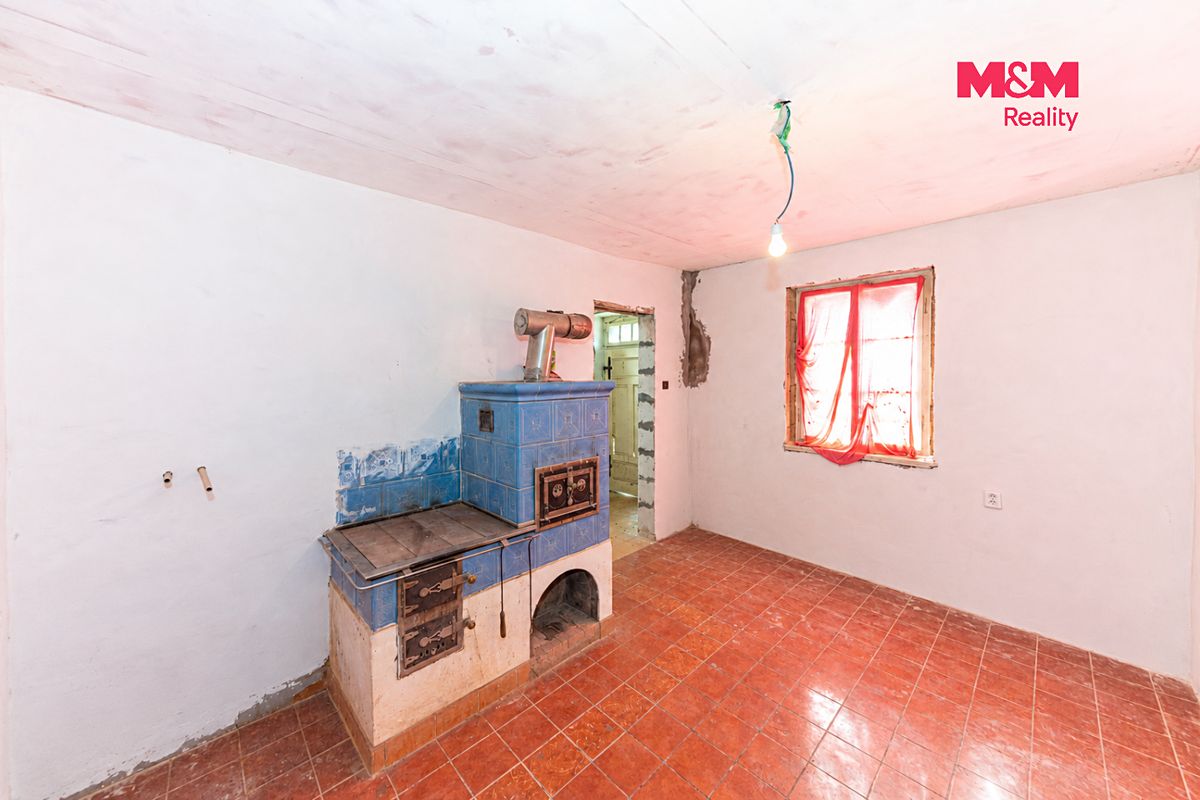 Prodej rodinného domu 70 m², pozemek 5646 m² – fotografie 2