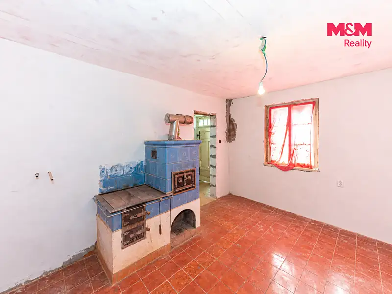 Prodej rodinného domu 70 m², pozemek 5646 m², Petrovice I – náhled fotky 2