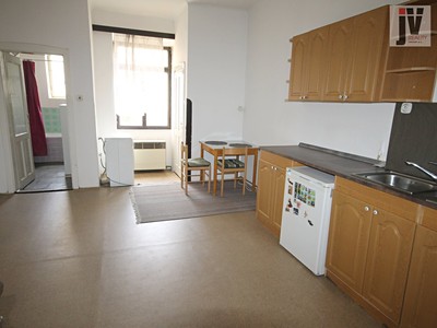 Квартира 2+1 в оренду, 80 м² (2 з 12)
