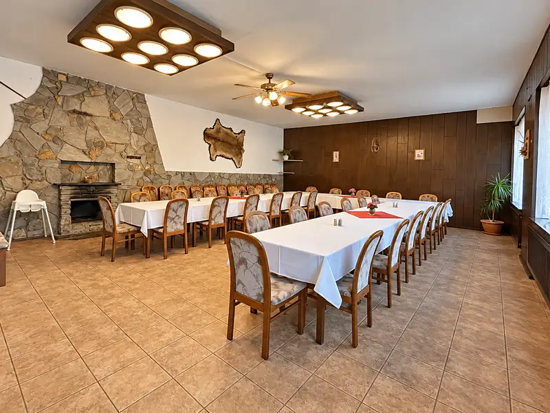 Prodej restaurace 550 m², Chvalčov – náhled fotky 1