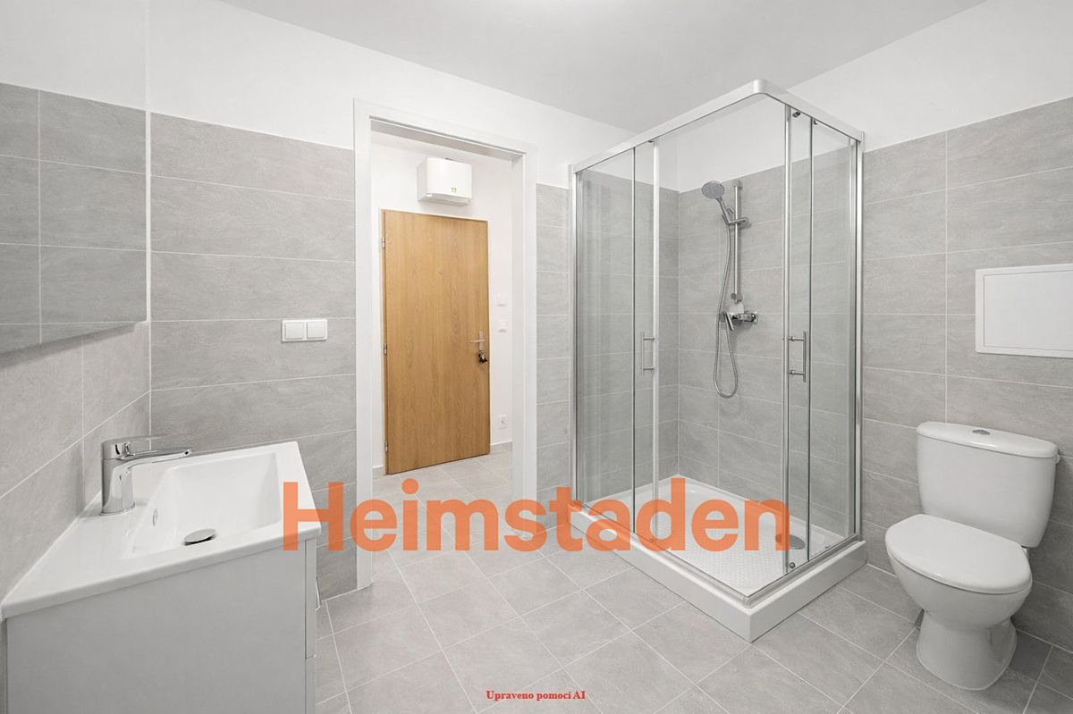 Pronájem bytu 1+kk 29 m² – fotografie 4