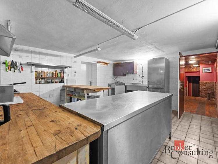 Prodej domu, 650 m² (33 z 64)