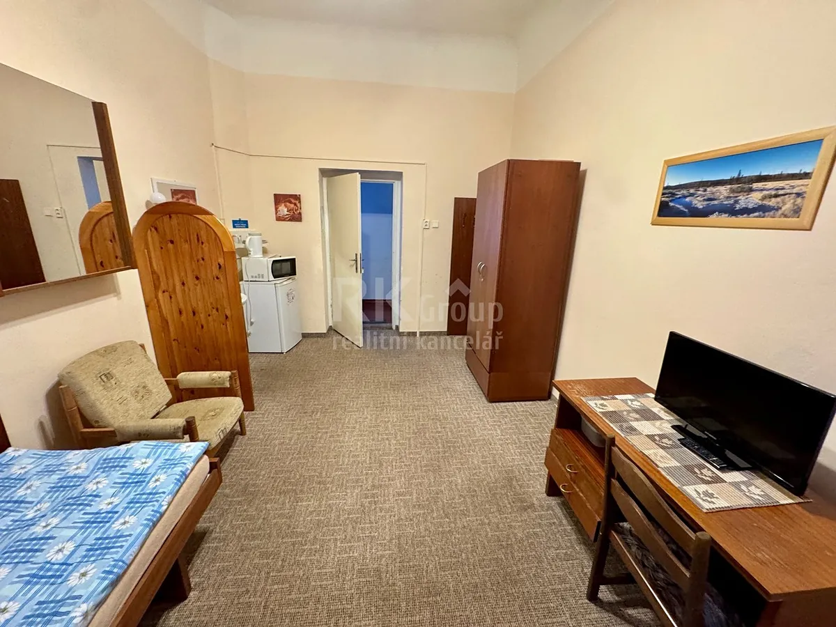 Pronájem bytu pokoje 16 m²