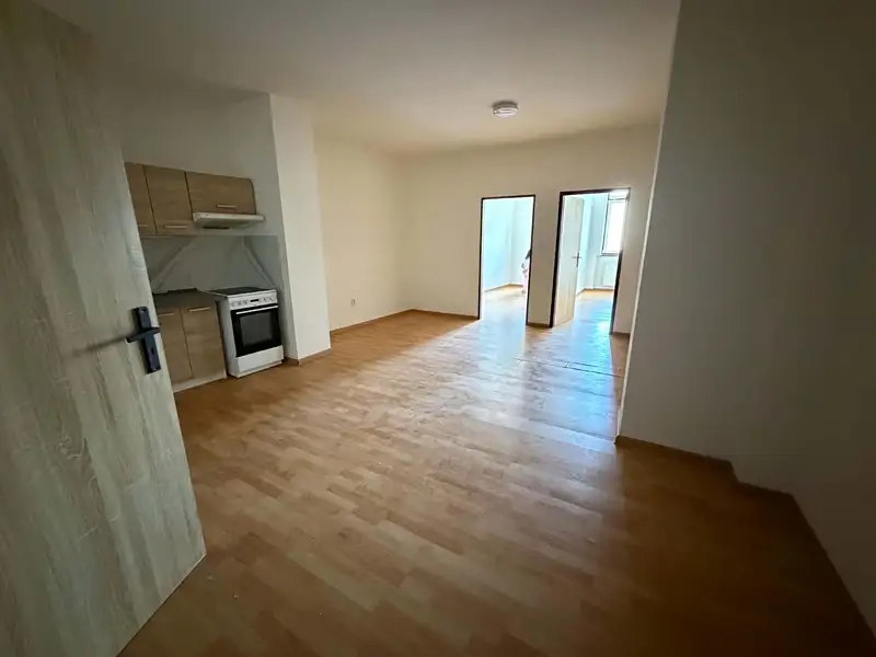 Pronájem bytu 2+1 54 m², Nová Paka – náhled fotky 1