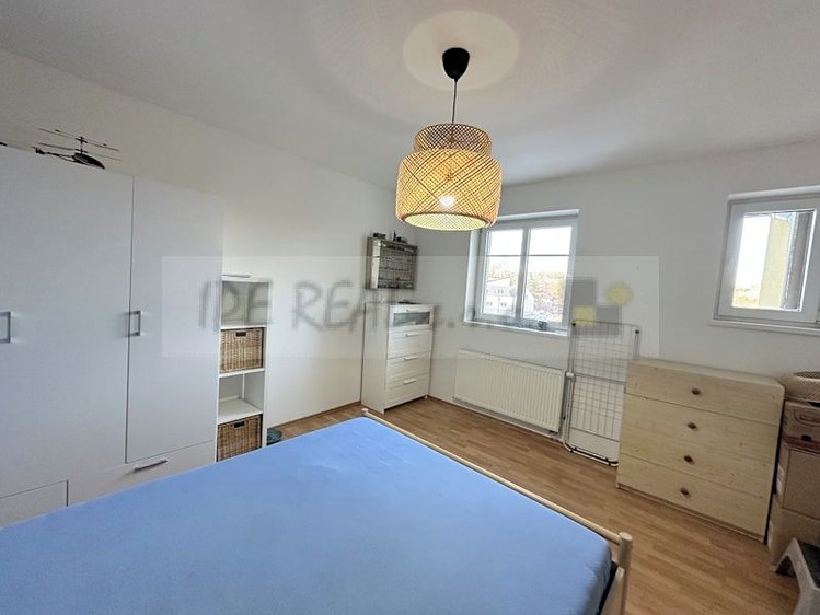 Pronájem bytu 2+kk, 48 m² (8 z 12)