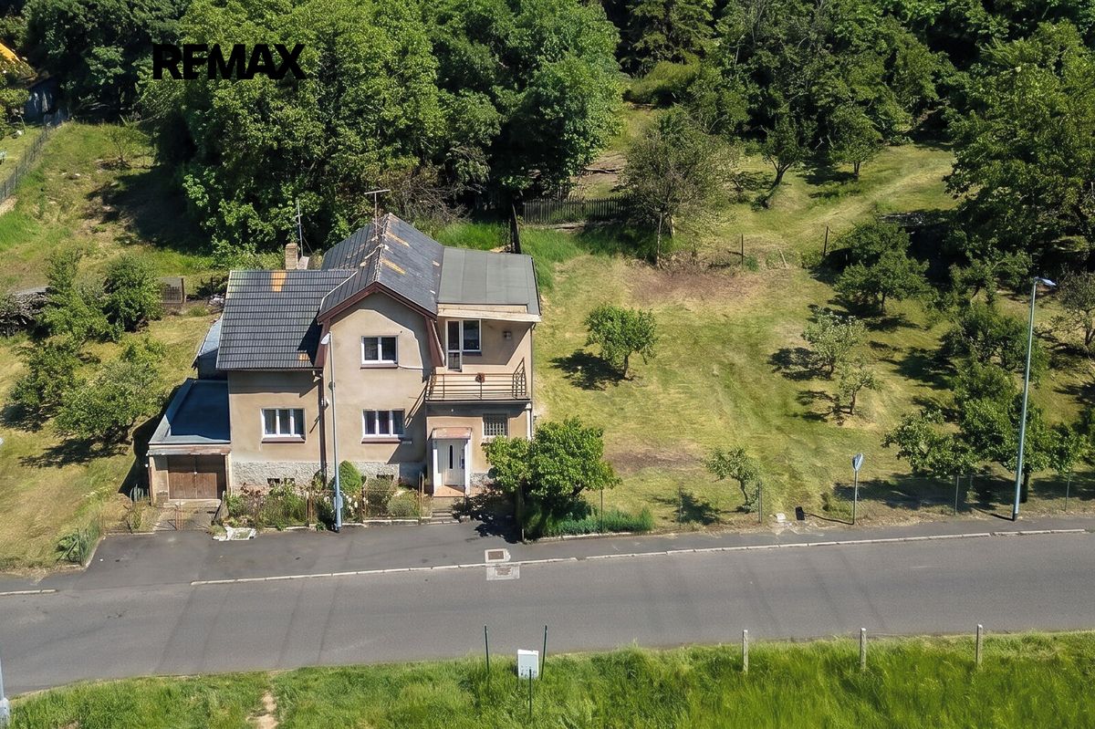 Prodej rodinného domu 200 m², pozemek 1201 m²