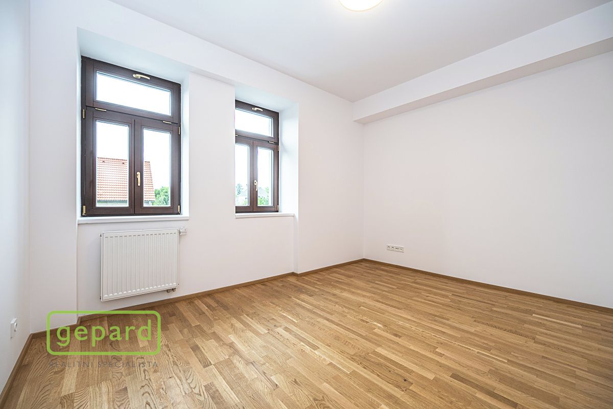 Pronájem bytu 2+kk 46 m² – fotografie 4