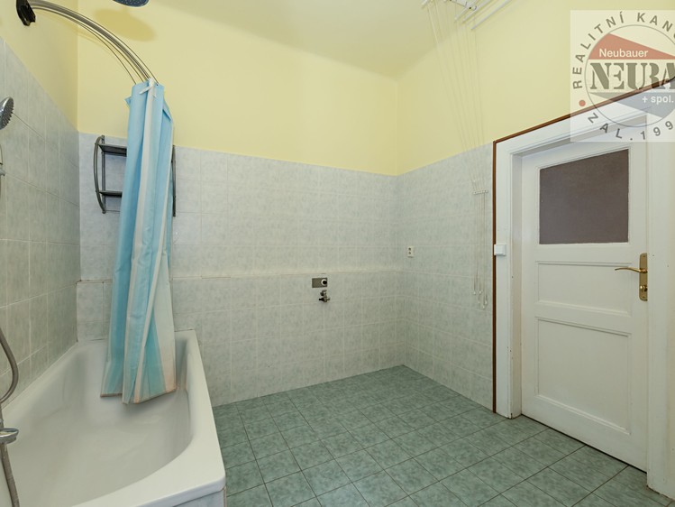 Prodej bytu 4+1, 96 m² (26 z 35)