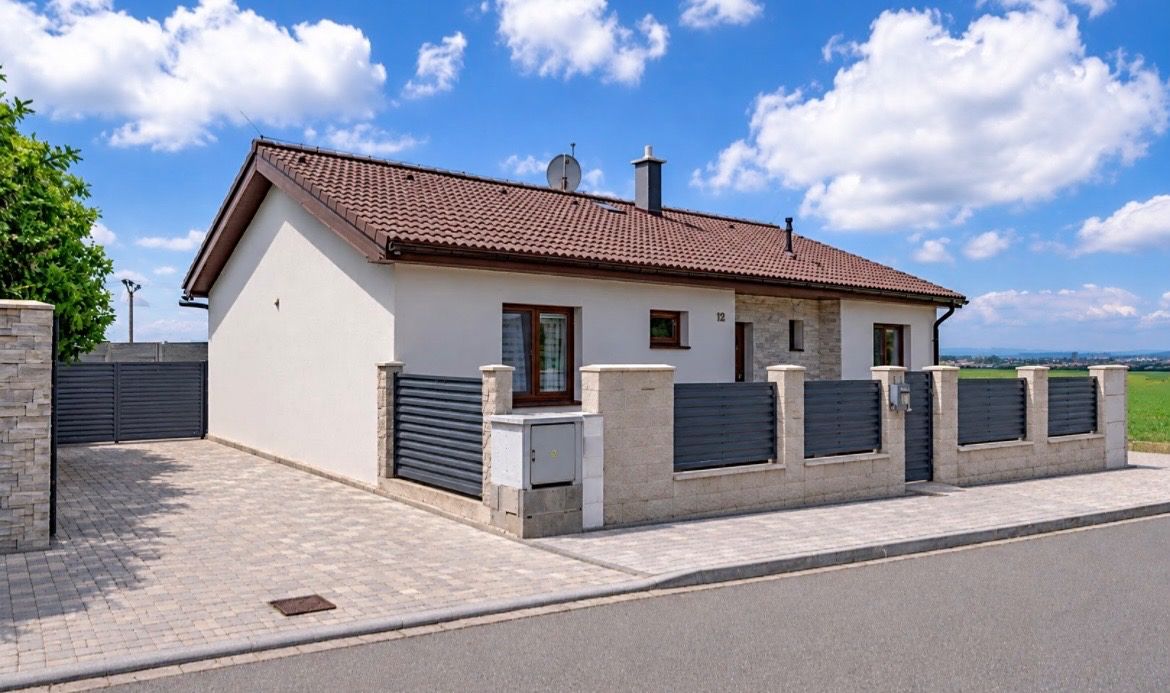 Prodej rodinného domu 100 m², pozemek 900 m² – fotografie 2