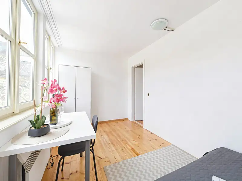 Pronájem bytu pokoje 15 m², Praha – náhled fotky 2