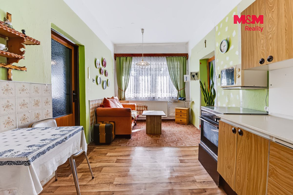 Prodej rodinného domu 108 m², pozemek 363 m² – fotografie 4