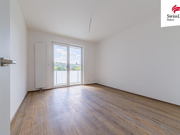 Pronájem bytu 2+kk, 56 m² (2 z 13)
