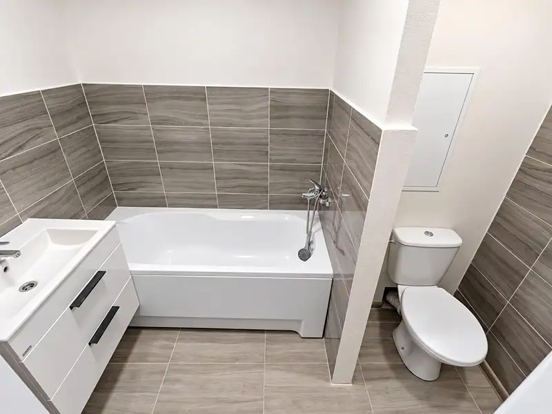 Pronájem bytu 2+1 53 m², Klášterec nad Ohří – náhled fotky 2