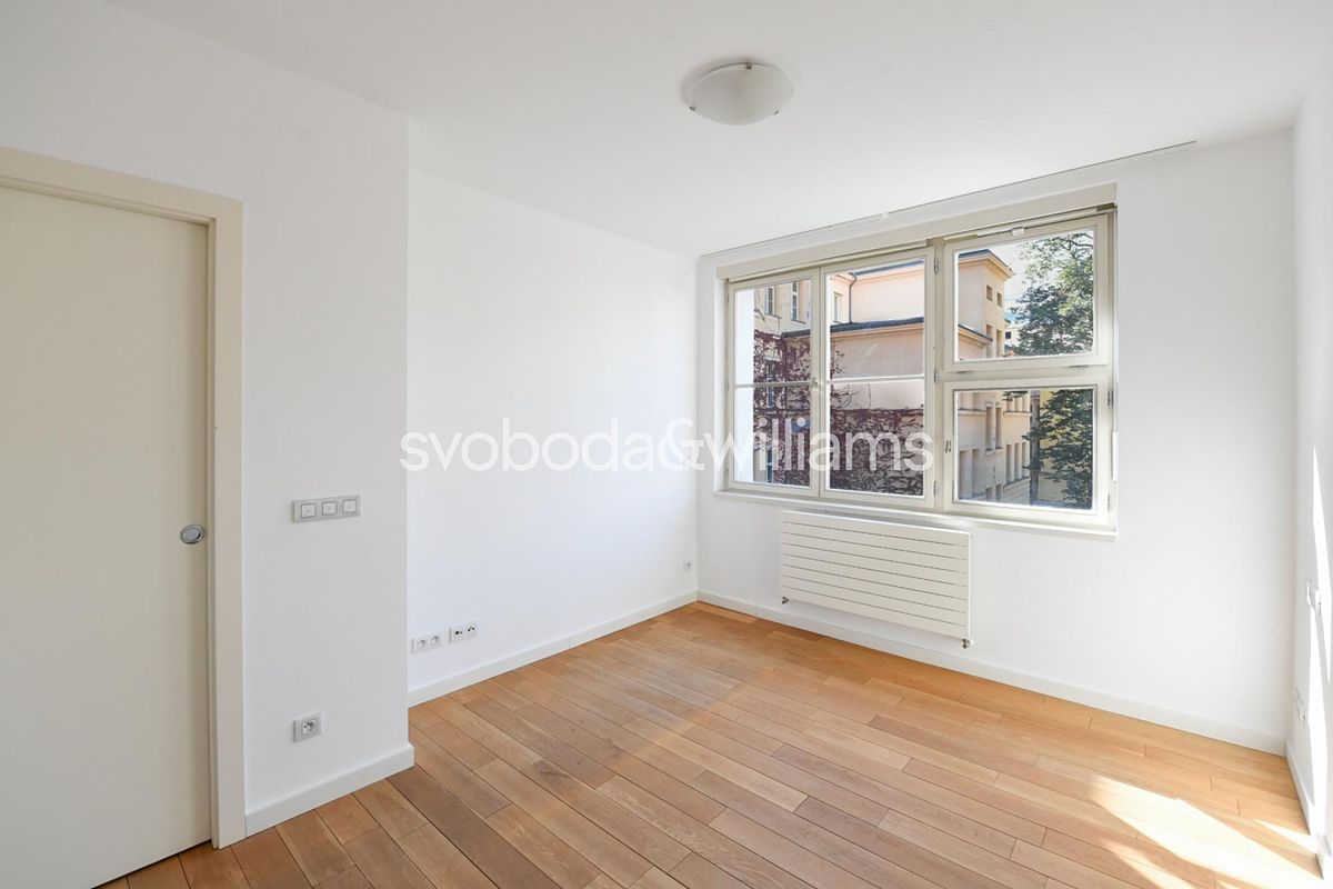 Pronájem bytu 2+kk 61 m² – fotografie 5