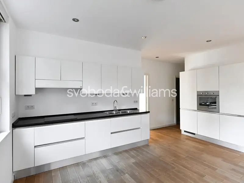 Pronájem bytu 2+kk 61 m², Praha – náhled fotky 2