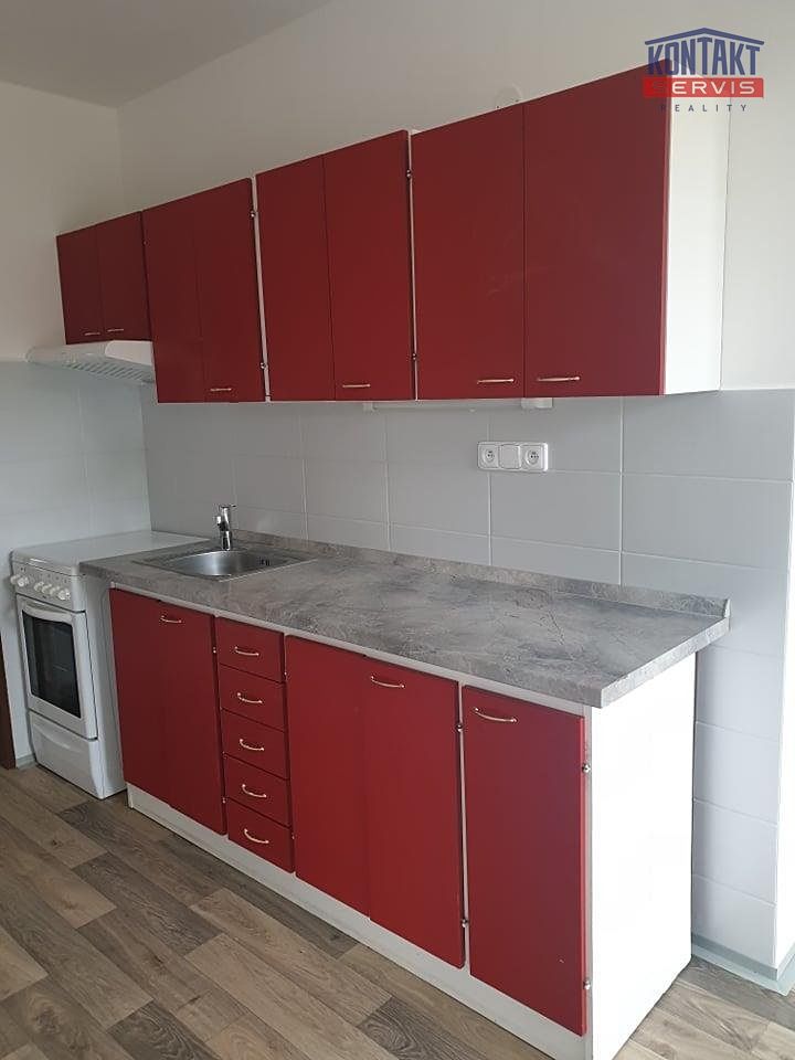 Pronájem bytu 2+1 64 m² – fotografie 3