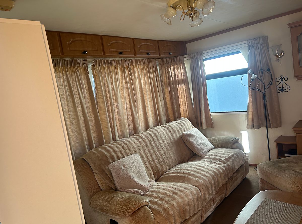 Prodej chaty 40 m², pozemek 0 m² – fotografie 4