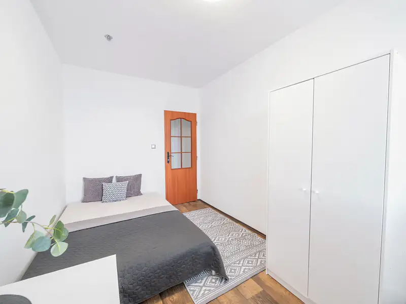 Pronájem bytu pokoje 14 m², Praha – náhled fotky 2