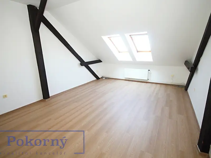 Pronájem kanceláře 113 m², Praha – náhled fotky 3
