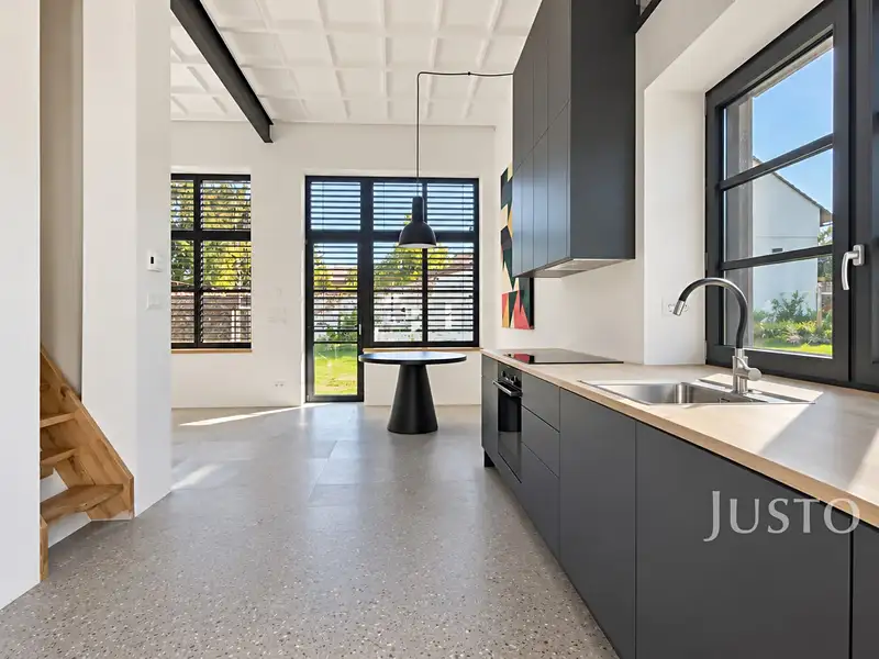 Pronájem kanceláře 85 m², Písek – náhled fotky 2