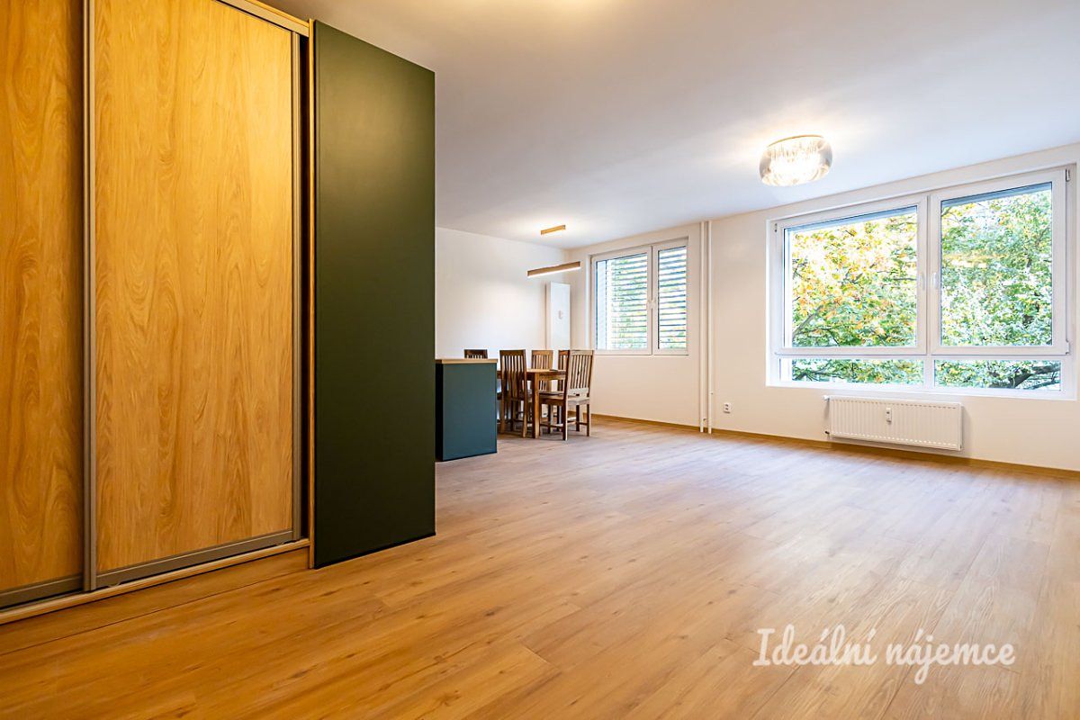 Pronájem bytu 3+kk 69 m² – fotografie 2