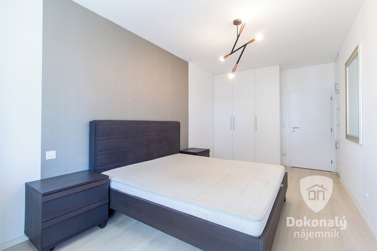 Pronájem bytu 3+kk 99 m² – fotografie 2
