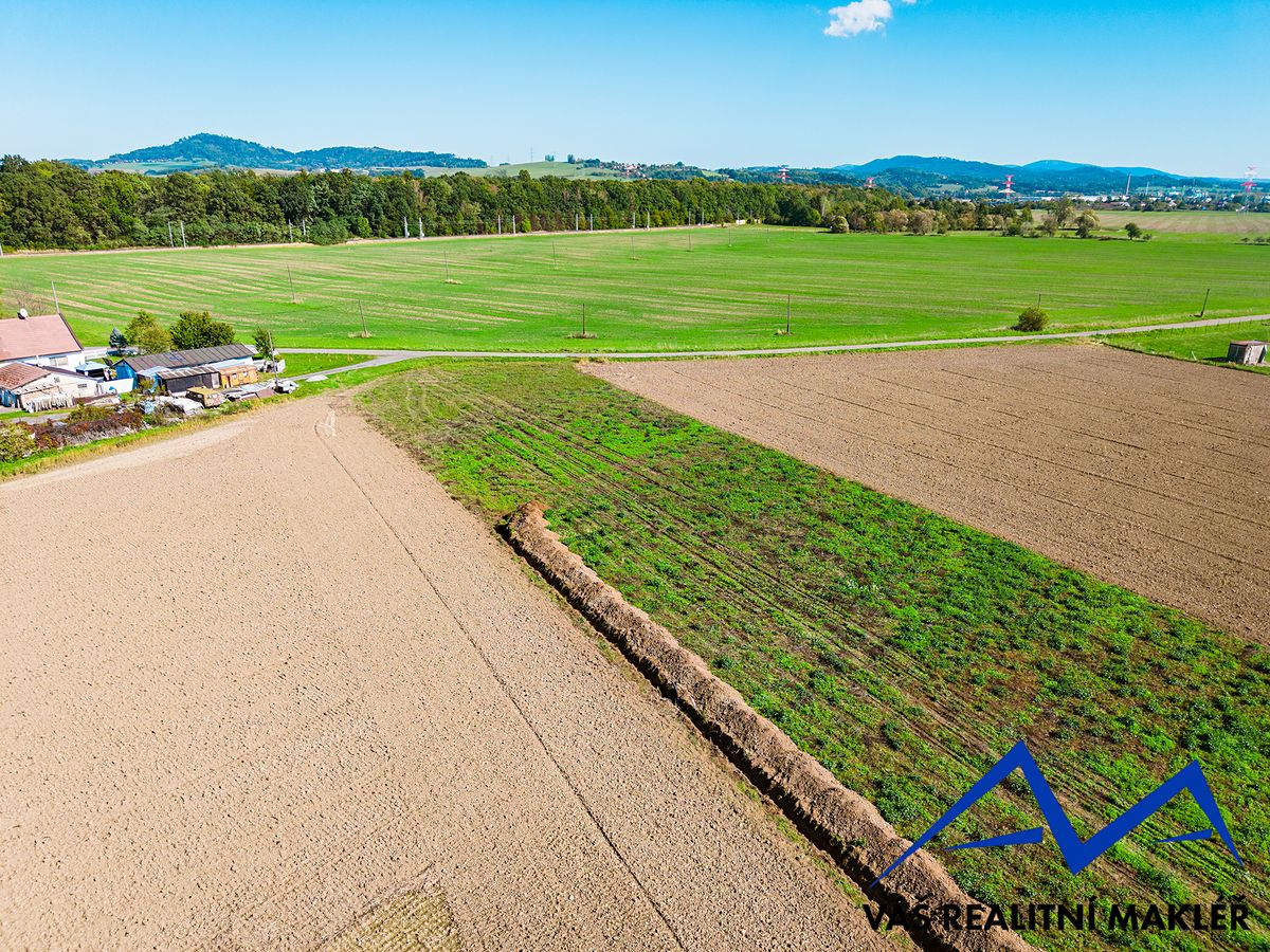 Prodej stavebního pozemku 900 m² – fotografie 5